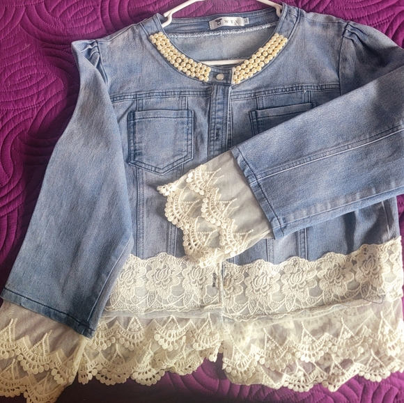 Beautiful Lace Jean Jacket w/Pearls, NWOT - Picture 1 of 3